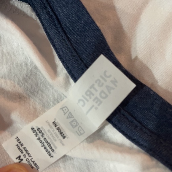 Amanda G TShirt with logo; long sleeve V neck - Picture 5 of 5